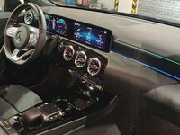 Usado Mercedes A200 Advanced 150 CV (110 kW) 2023 Azul Utilitario