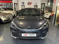 Usado Lexus LBX 136 CV (100 kW) 2025 Gris / plata SUV