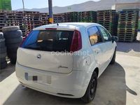 Usado Fiat Grande Punto Dynamic 75 CV (55 kW) 2006 Blanco Utilitario