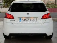 Usado Peugeot 308 Style 130 CV (95 kW) 2020 Blanco Berlina