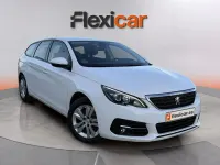 Begagnad Peugeot 308 SW Active 130 HK (95 kW) 2021 Vit Kombi