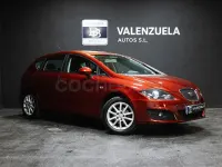 Usado Seat Leon Style 105 CV (77 kW) 2010 Granate Utilitario