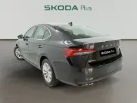Usado Skoda Octavia Selection 150 CV (110 kW) 2025 Negro Berlina