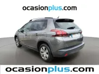 Usado Peugeot 2008 Signature Sky 82 CV (60 kW) 2019 Gris SUV