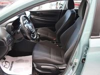 Usado Hyundai Bayon 101 CV (74 kW) 2023 Verde SUV