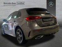 Usado Mercedes A180 AMG line 116 CV (85 kW) 2022 Gris Berlina