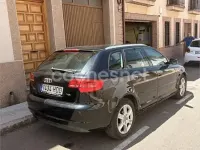 Usado Audi A3 Sportback Attraction 105 CV (77 kW) 2011 Negro Utilitario