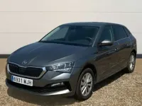Usado Skoda Scala Ambition 110 CV (80 kW) 2023 Blanco Utilitario