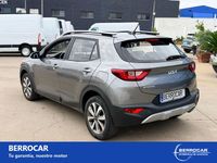 Usado Kia Stonic 84 CV (61 kW) 2023 Gris SUV