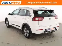 Usado Kia Niro 141 CV (103 kW) 2019 Blanco SUV