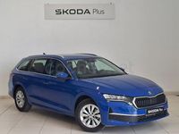 Usado Skoda Octavia Selection 150 CV (110 kW) 2024 Azul Familiar