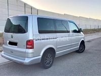 Usado VW Caravelle Comfortline 140 CV (102 kW) 2011 Gris / plata Monovolumen