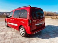 Usado Citroën Berlingo Seduction 114 CV (83 kW) 2014 Rojo Monovolumen