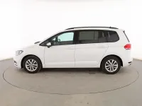 Usado VW Touran Advance 150 CV (110 kW) 2016 Blanco Monovolumen