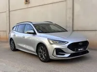 Usado Ford Focus ST-Line 125 CV (91 kW) 2024 Gris Familiar