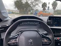 Usado Peugeot 208 Active 100 CV (73 kW) 2023 Gris / plata Utilitario