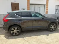 Usado Volvo XC40 Inscription 150 CV (110 kW) 2018 Gris / plata SUV