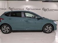 Usado Hyundai i20 101 CV (74 kW) 2025 Verde Utilitario