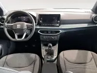 Usado Seat Arona Xperience 115 CV (84 kW) 2025 Gris SUV