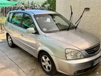 Usado Kia Carens EX 140 CV (102 kW) 2007 Gris / plata Monovolumen