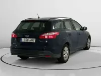Usado Ford Focus Trend 114 CV (83 kW) 2011 Azul Familiar