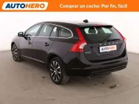 Usado Volvo V60 Momentum 150 CV (110 kW) 2017 Negro Familiar