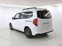 Usado Mercedes 180 Progressive 116 CV (85 kW) 2024 Blanco Berlina