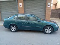 Usado Seat Toledo Stella 100 CV (73 kW) 2000 Verde Berlina