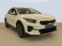 Usado Kia XCeed 120 HP (88 kW) 2022 Branco SUV