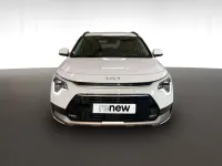 Usado Kia Niro 184 CV (135 kW) 2023 (ud) clear white SUV