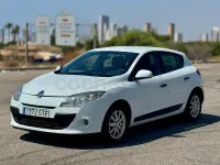 Usado Renault Mégane III Authentique 85 CV (62 kW) 2010 Blanco Berlina
