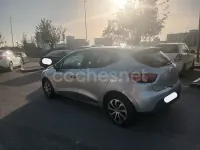Usado Renault Clio IV Expression 75 CV (55 kW) 2014 Gris / plata Berlina
