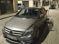 Usado Mercedes B180 109 CV (80 kW) 2012 Gris / plata Utilitario