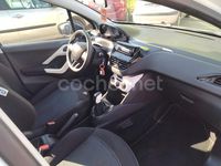 Usado Peugeot 208 68 CV (50 kW) 2014 Blanco Utilitario