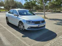 Usado VW Jetta Sportline 150 CV (110 kW) 2015 Gris / plata Berlina