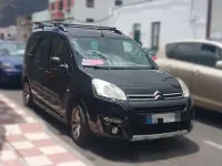 Usado Citroën Berlingo 99 CV (72 kW) 2017 Negro Monovolumen