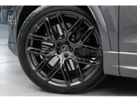 Usado Audi RS Q8 Ambiente 600 CV (441 kW) 2025 Gris / plata SUV