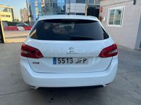 Usado Peugeot 308 SW Style 110 CV (80 kW) 2015 Blanco Familiar
