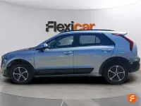 Usado Kia Niro 141 CV (103 kW) 2022 Gris SUV