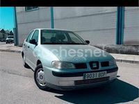 Usado Seat Cordoba Stella 75 CV (55 kW) 2000 Gris / plata Berlina