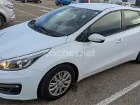Usado Kia Ceed 100 CV (73 kW) 2016 Blanco Utilitario