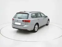 Usado VW Passat Business 150 CV (110 kW) 2020 Gris Familiar