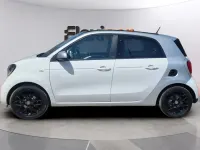 Usado Smart ForFour Passion 90 CV (66 kW) 2017 Blanco Utilitario