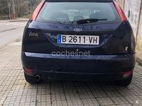 Usado Ford Focus Trend 100 CV (73 kW) 1999 Azul Berlina