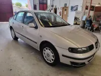 Usado Seat Toledo 110 CV (80 kW) 1999 Gris / plata Berlina