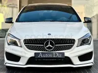 Usado Mercedes CLA250 AMG line 211 CV (155 kW) 2013 Blanco Coupe