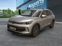 Usado VW Tiguan Life 150 CV (110 kW) 2024 Gris / plata SUV