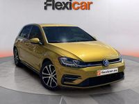 Usado VW Golf VII Sportline 150 CV (110 kW) 2018 Amarillo Utilitario
