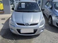 Usado Hyundai i20 85 CV (62 kW) 2012 Gris / plata Utilitario