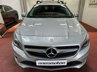 Usado Mercedes CLA220 Shooting Brake Urban 177 CV (130 kW) 2016 Gris / plata Familiar